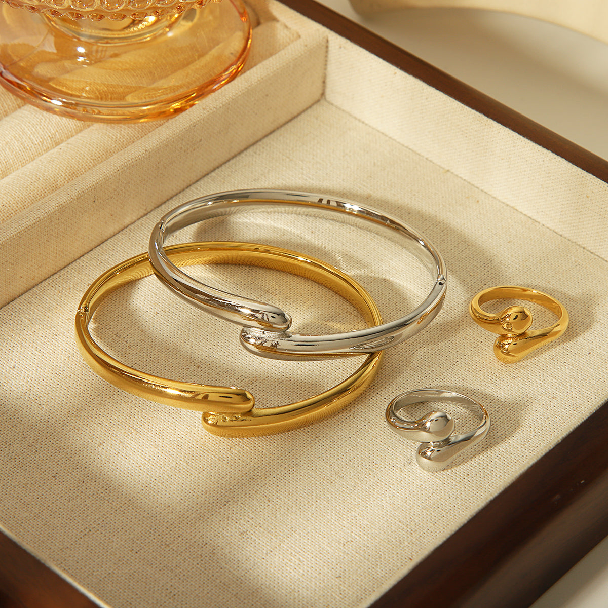 Bangle vintage style
